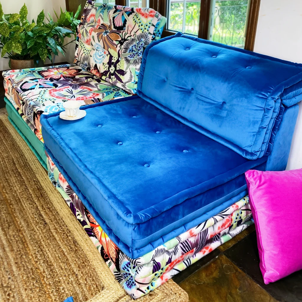 French Daybed Sofa: Alison