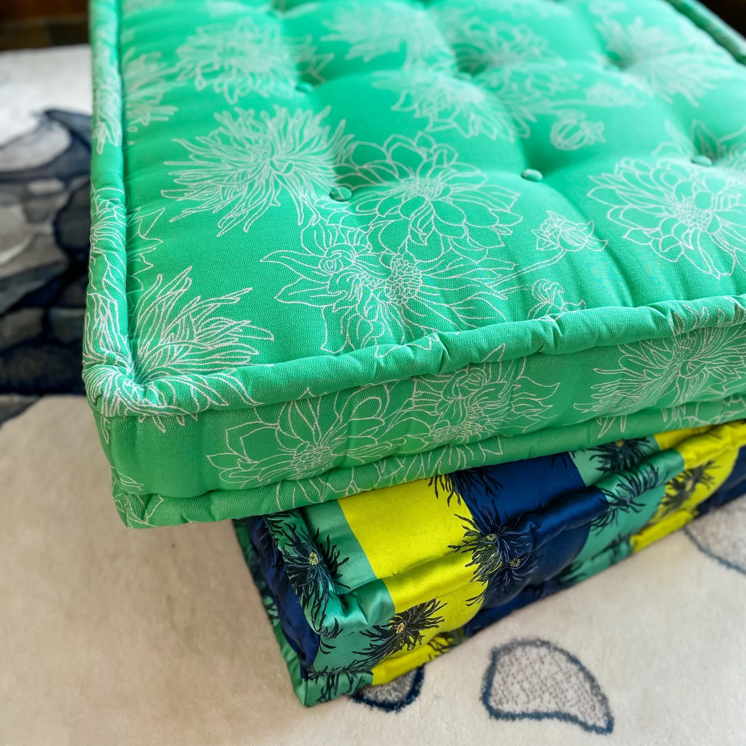 French Daybed Sofa : Mat Green