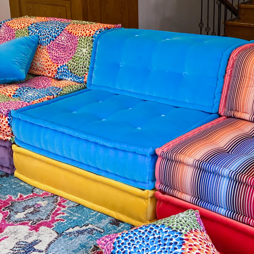 French Daybed Sofa: Nanji