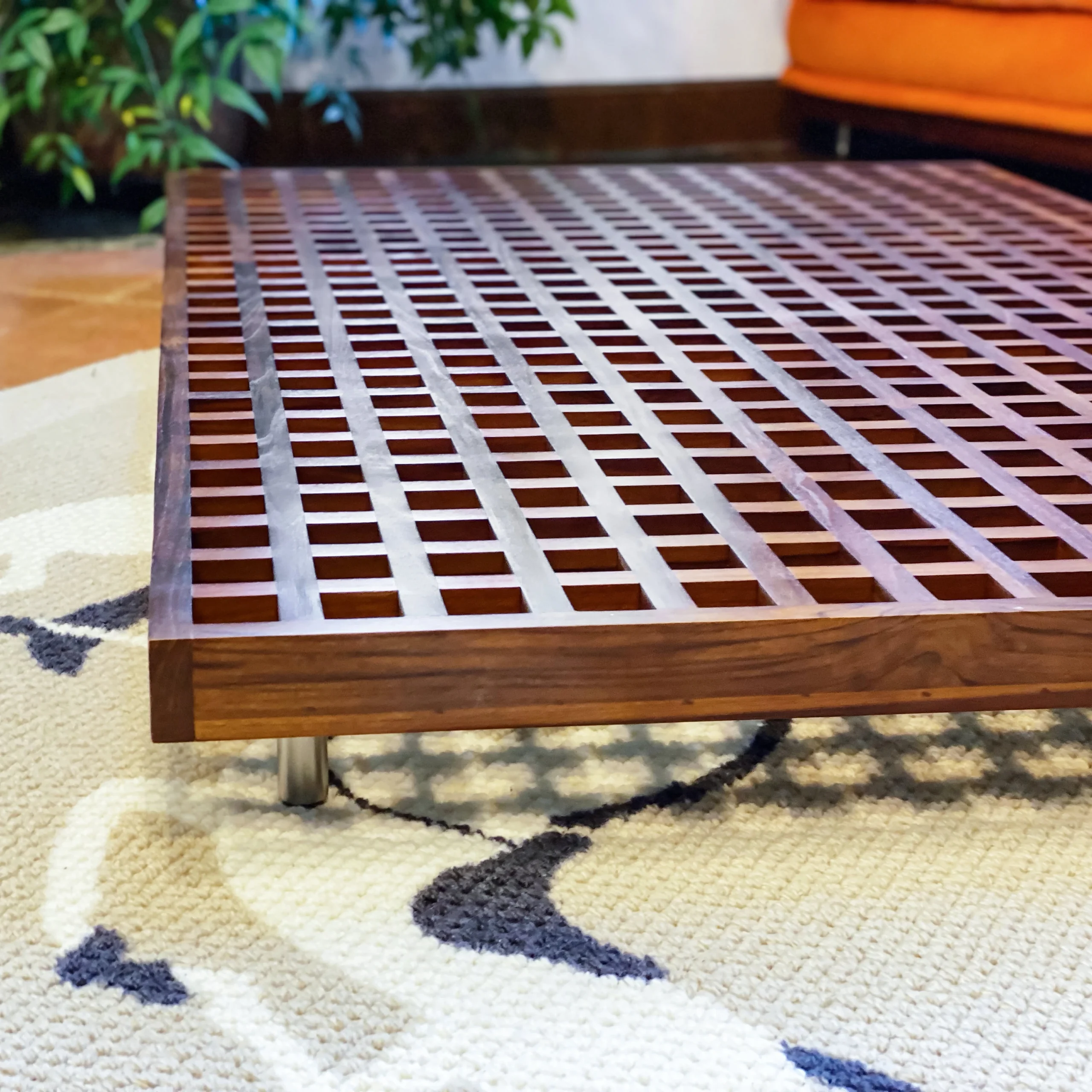 French Daybed Sofa: Nikki