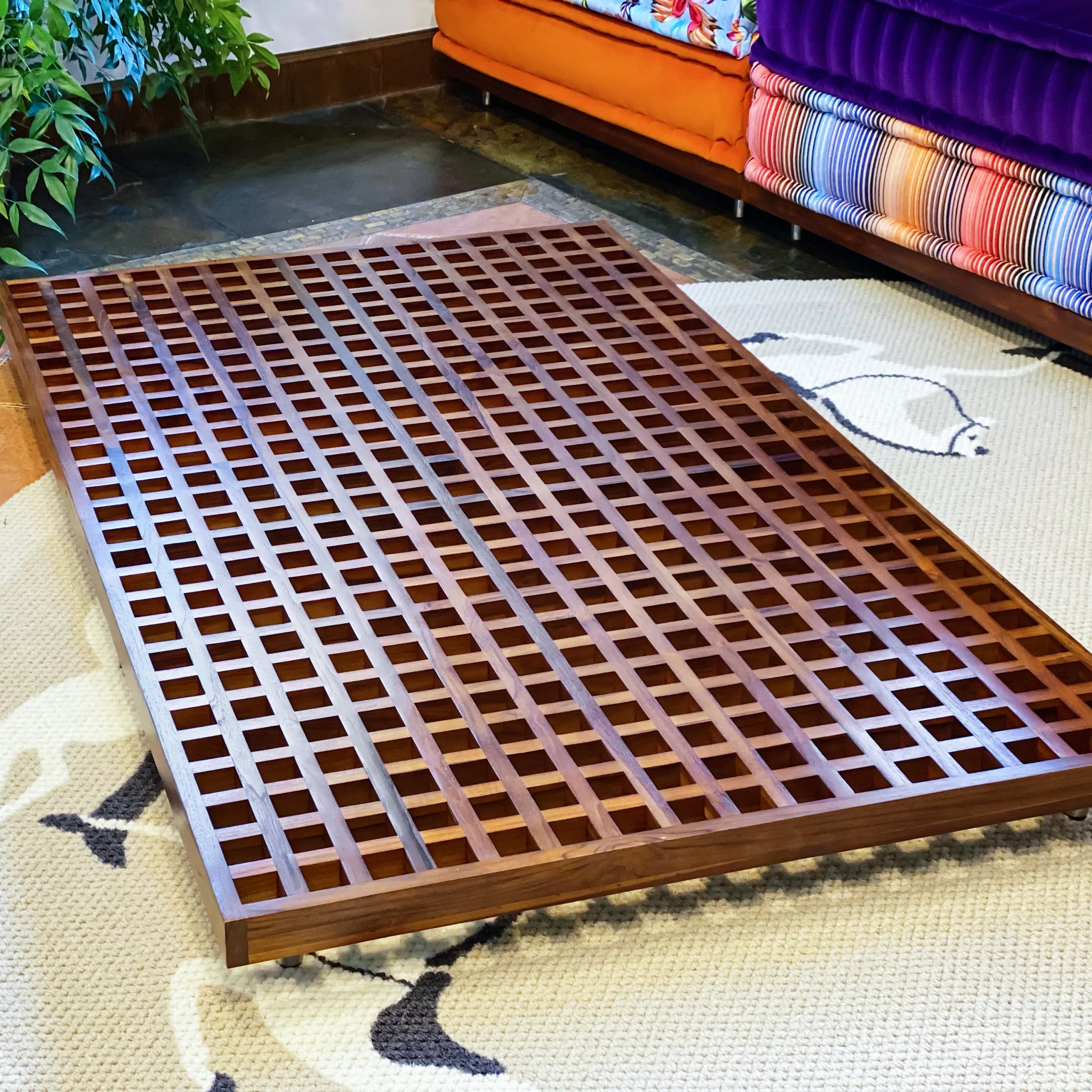 French Daybed Sofa: Nikki