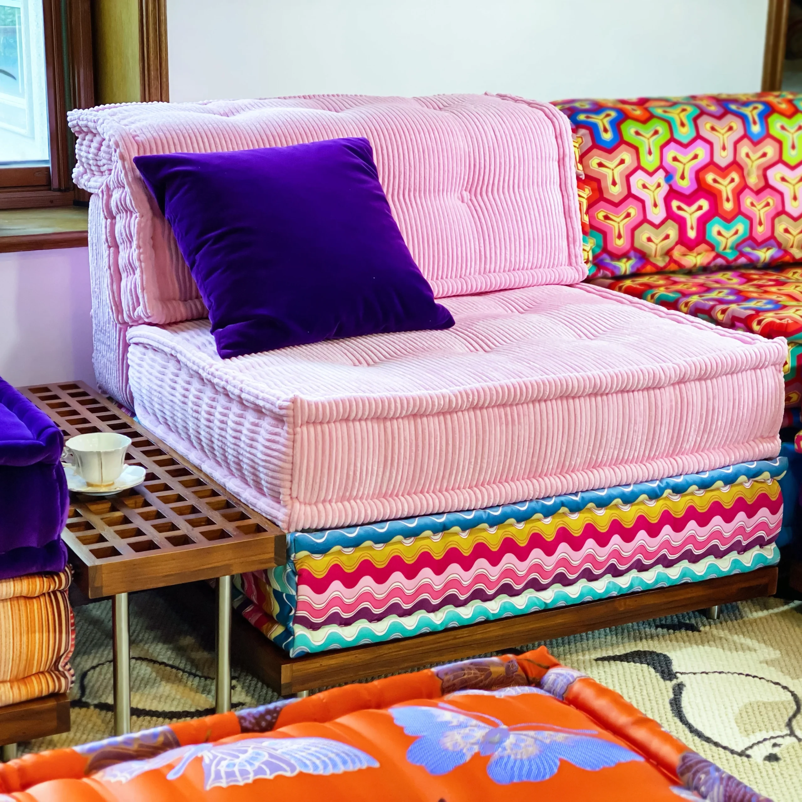 French Daybed Sofa: Nikki