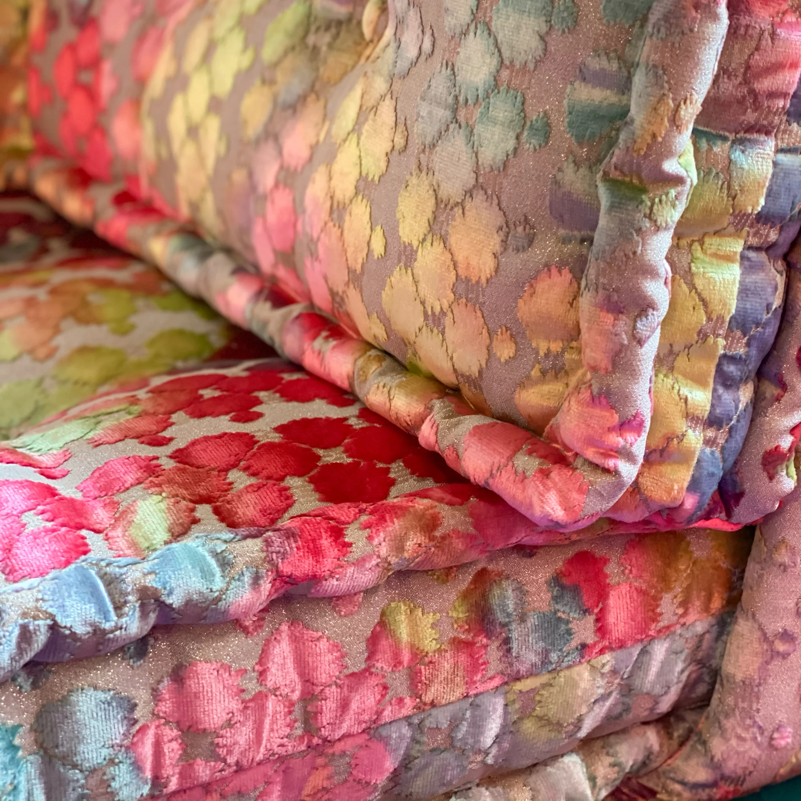 French Daybed Sofa: Nissa