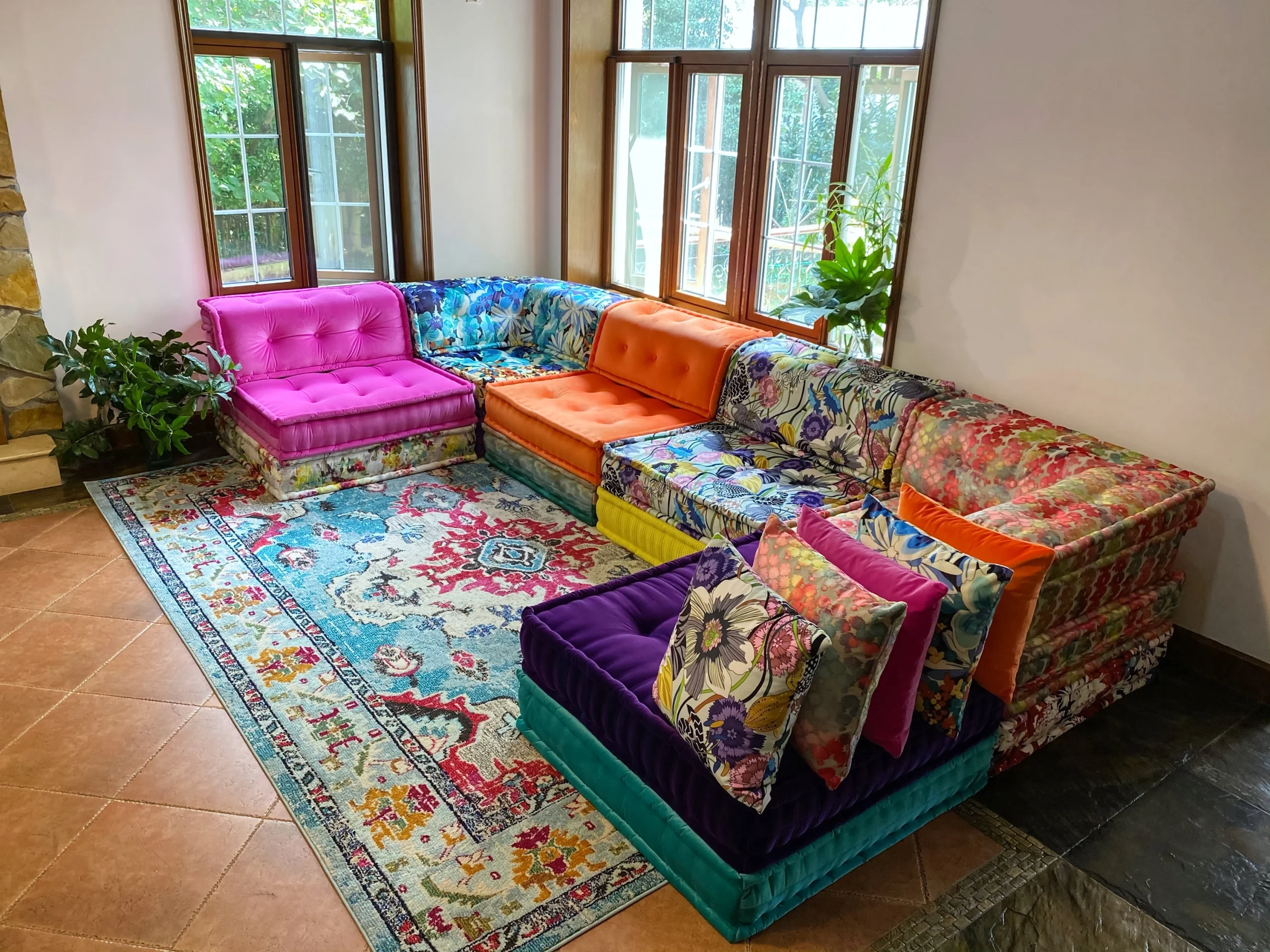 French Daybed Sofa: Nissa