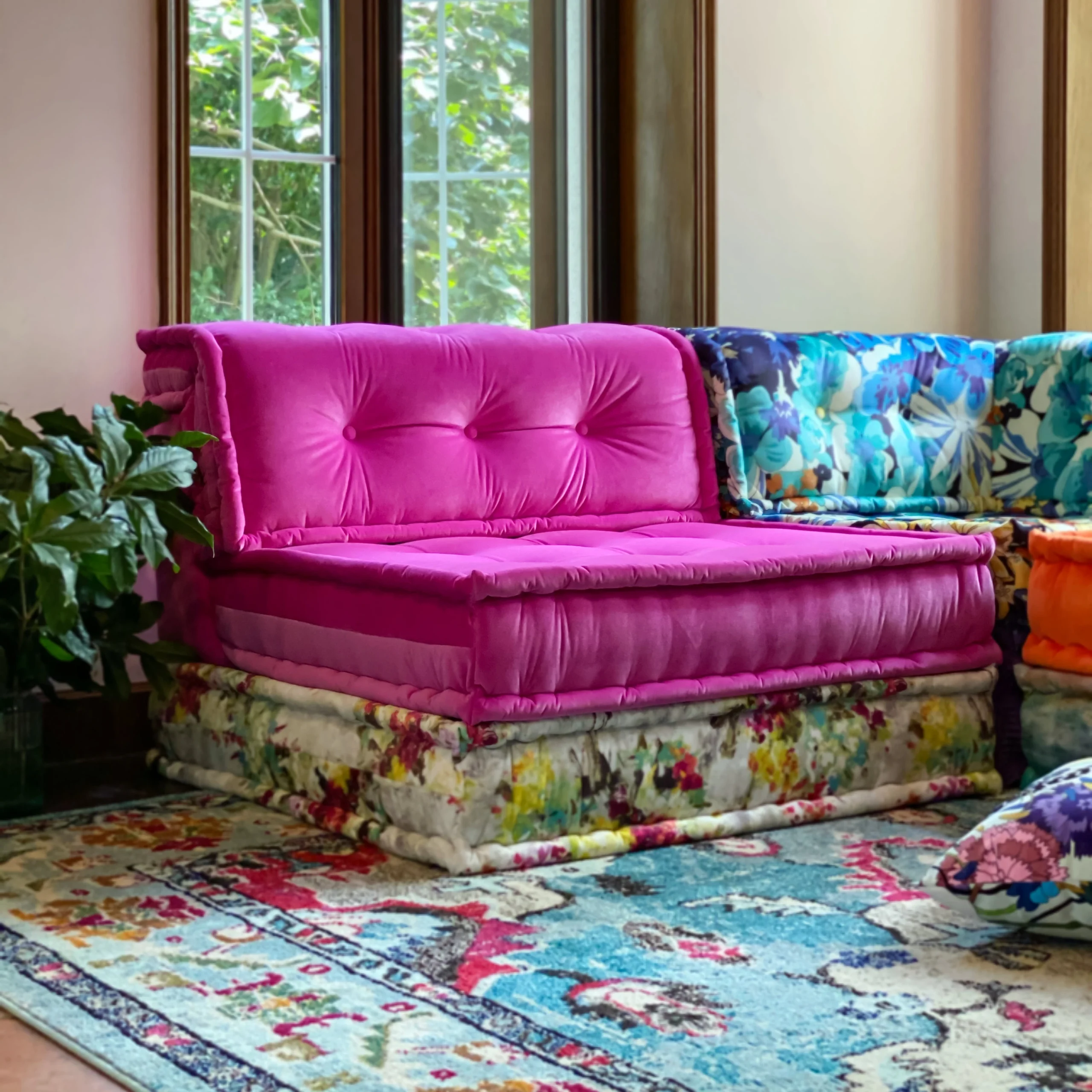 French Daybed Sofa: Nissa