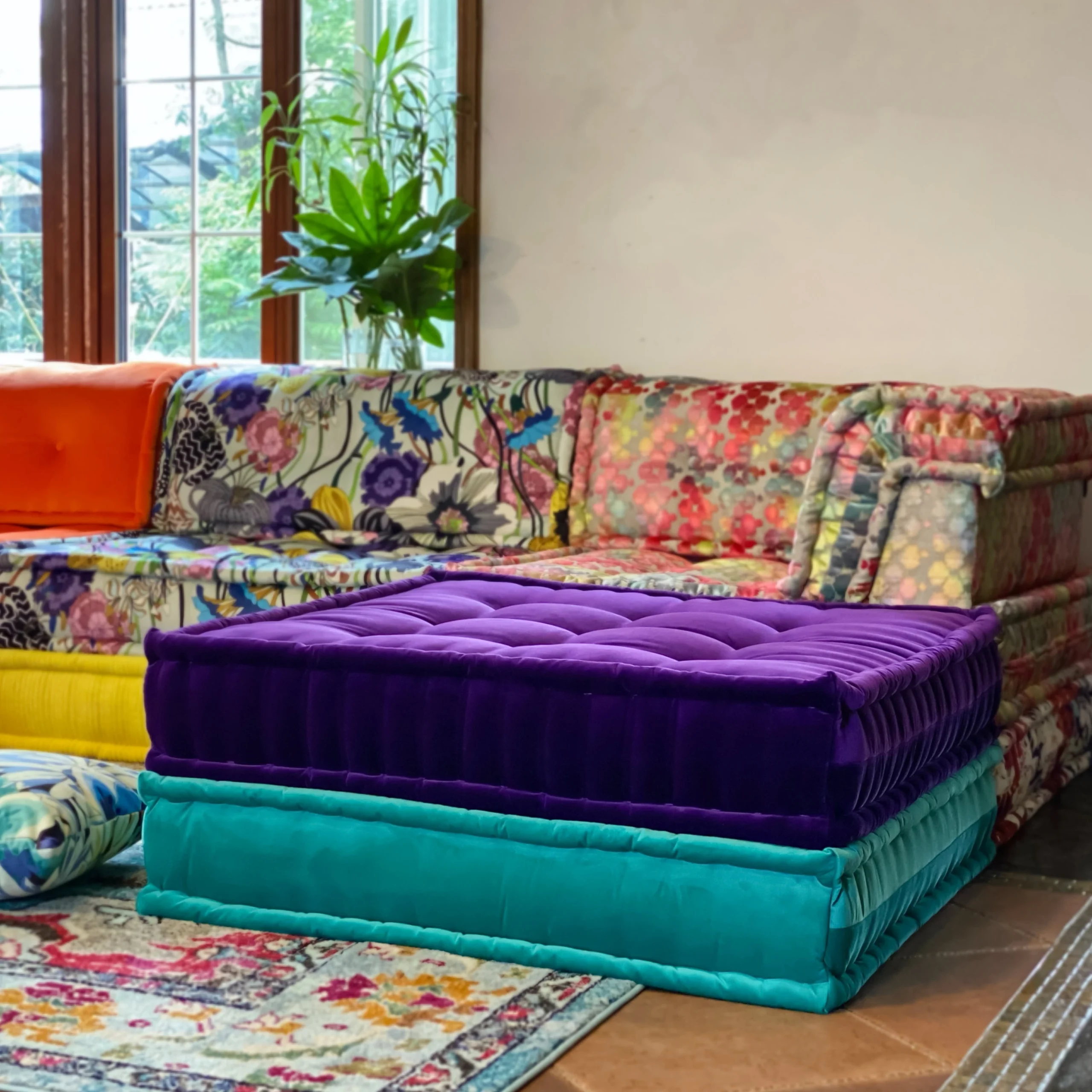 French Daybed Sofa: Nissa