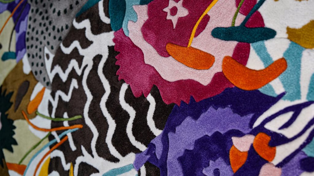 Closeup of the Mah Jong Floral rug.