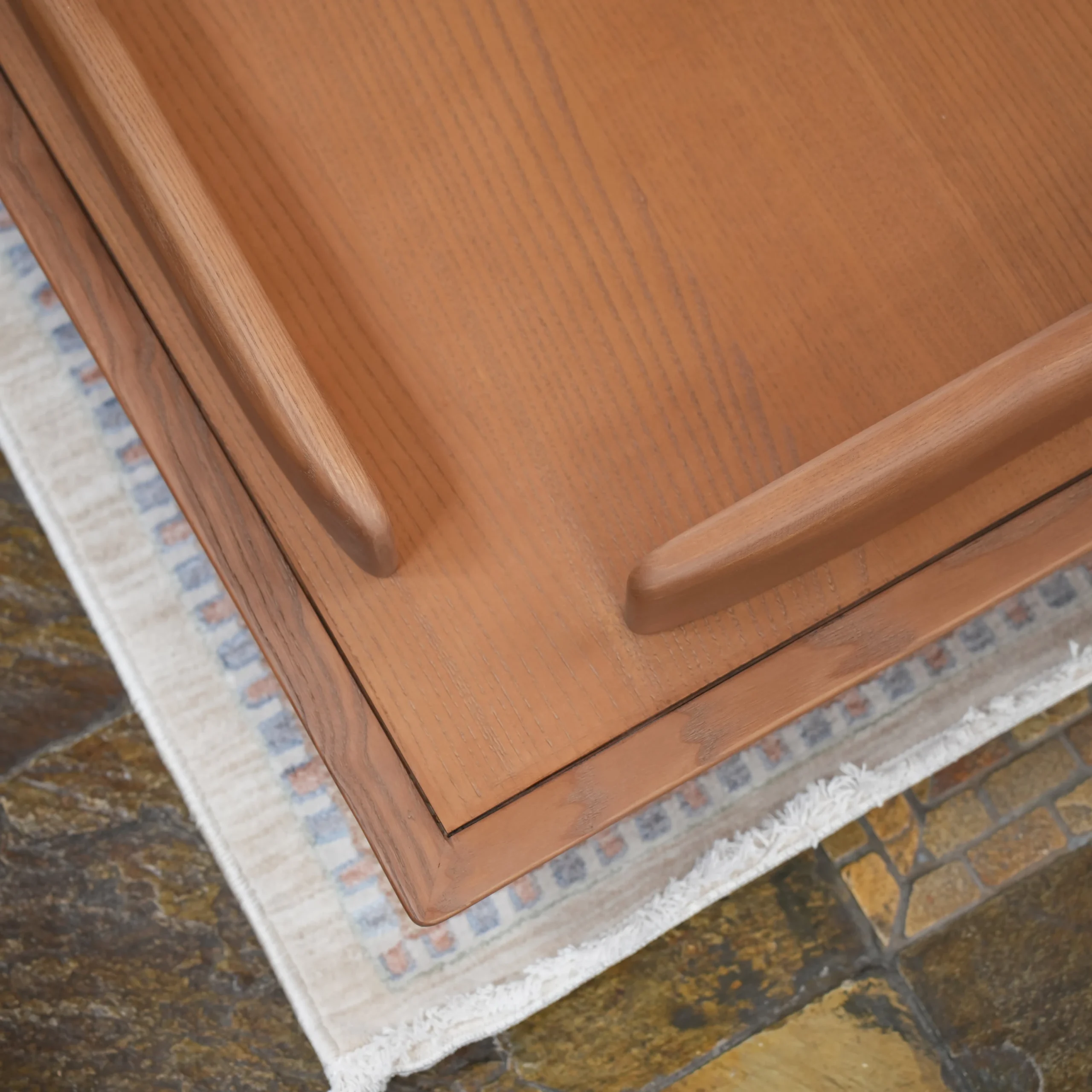 Indoor wood base - small corner