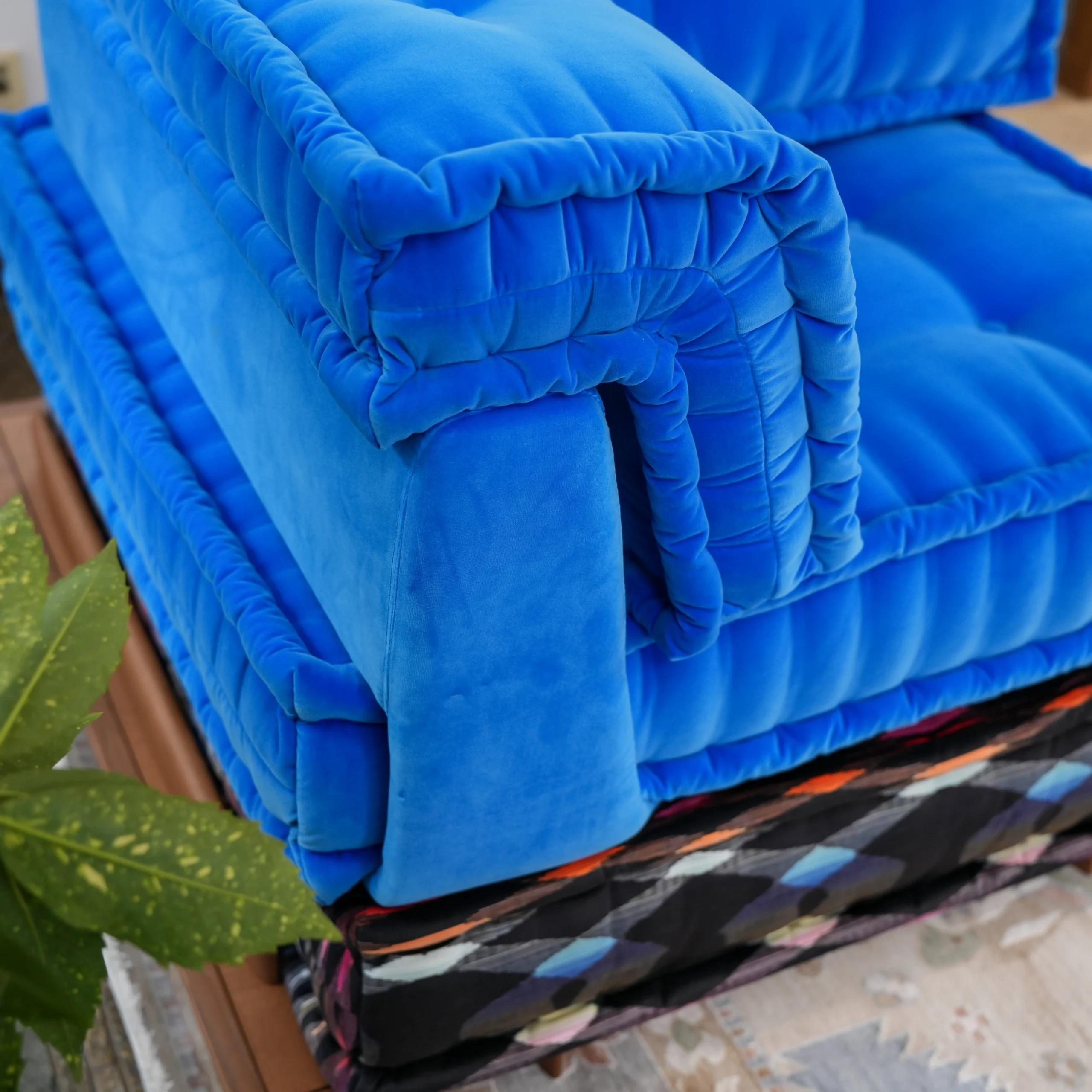 French Daybed Sofa: Bridget