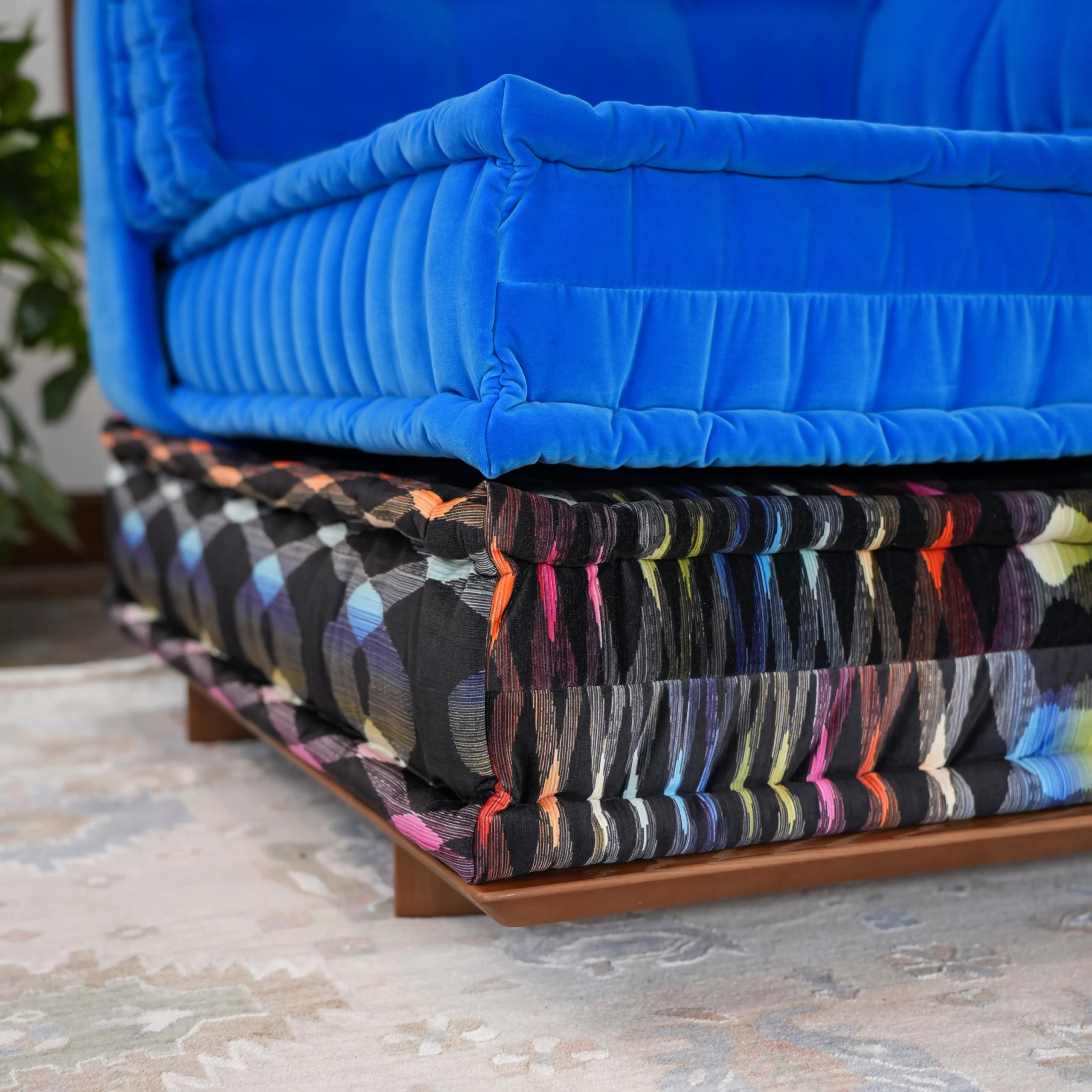 French Daybed Sofa: Bridget