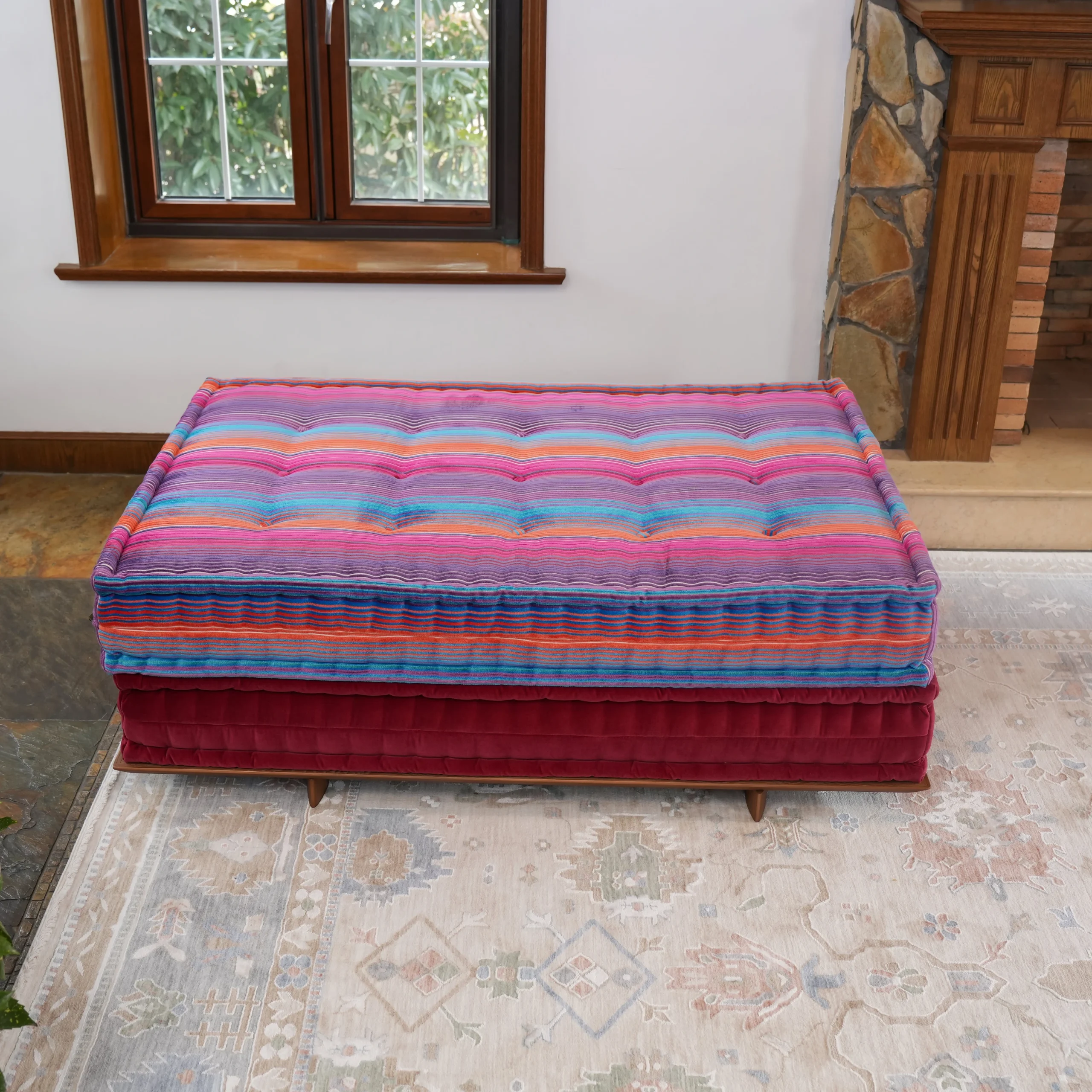 French Daybed Sofa: Diana