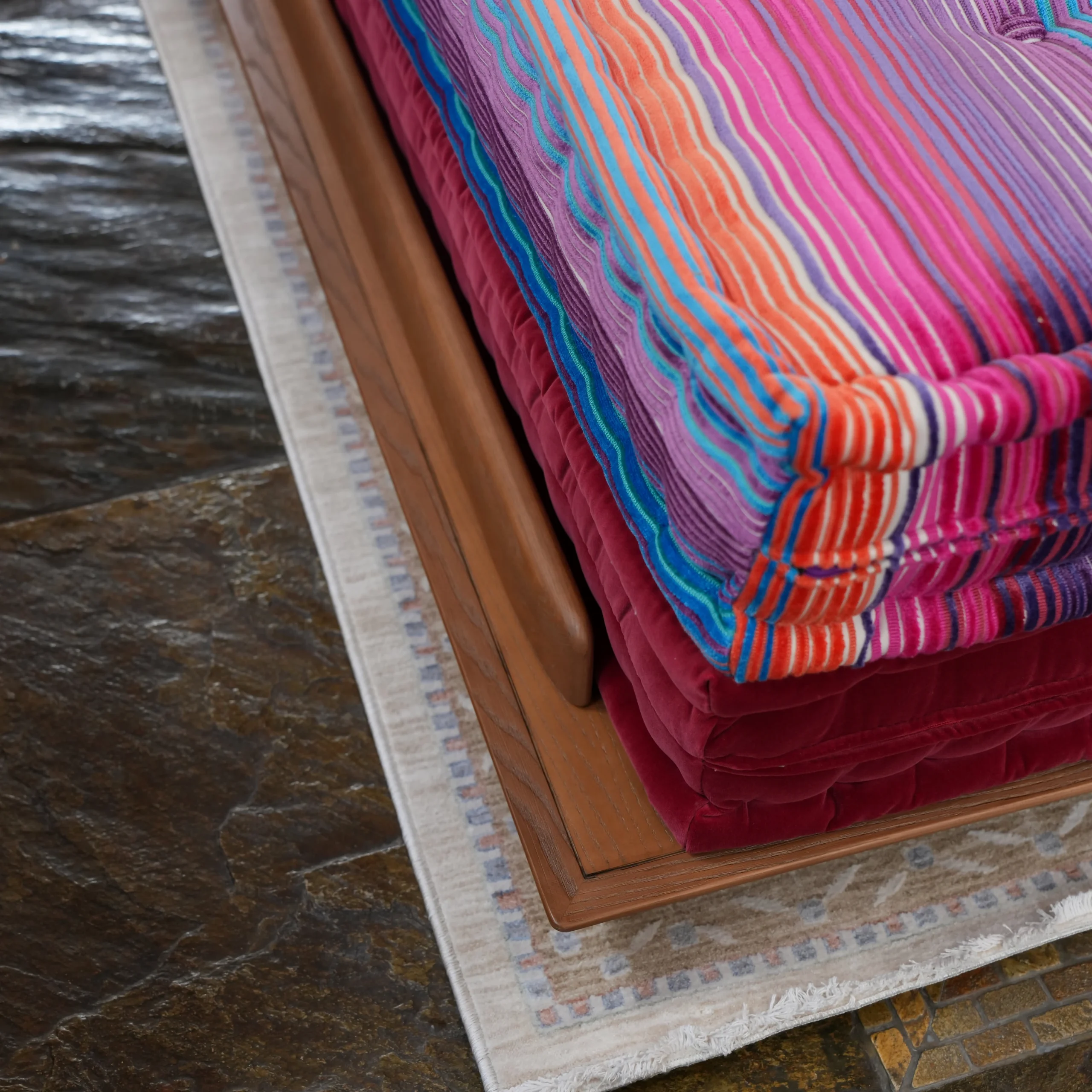 French Daybed Sofa: Diana