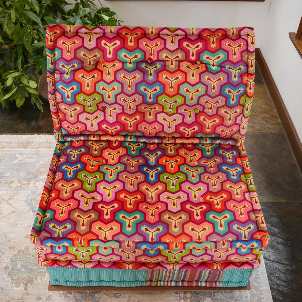 French Daybed Sofa: Leah