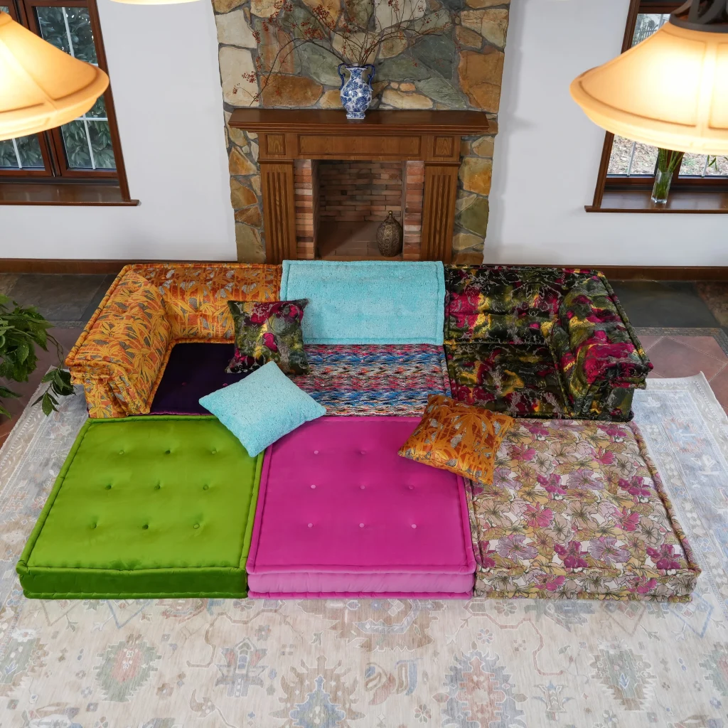 French Daybed Sofa: Colie