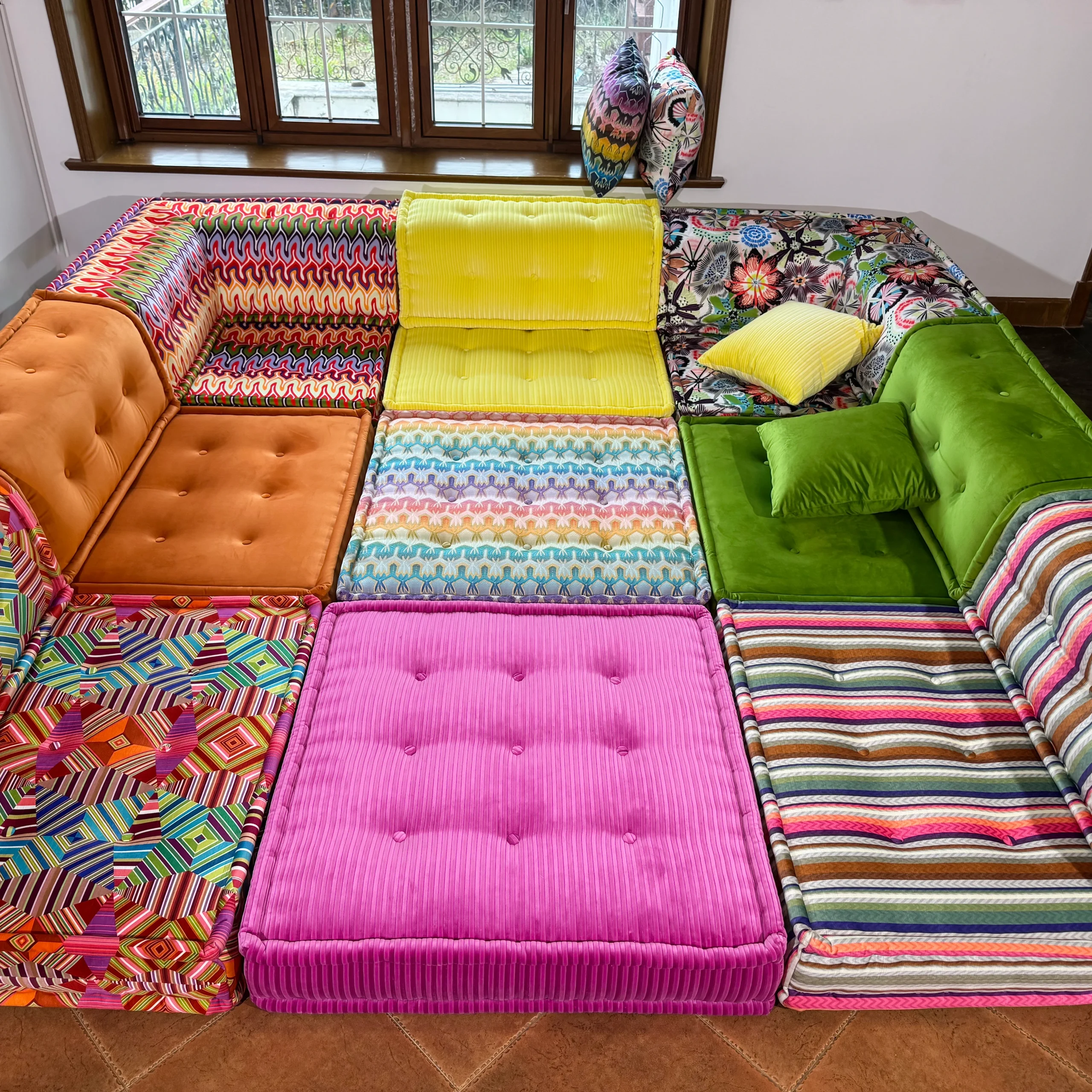 Mah Jong Set: French Daybed Sofa: Paul_M