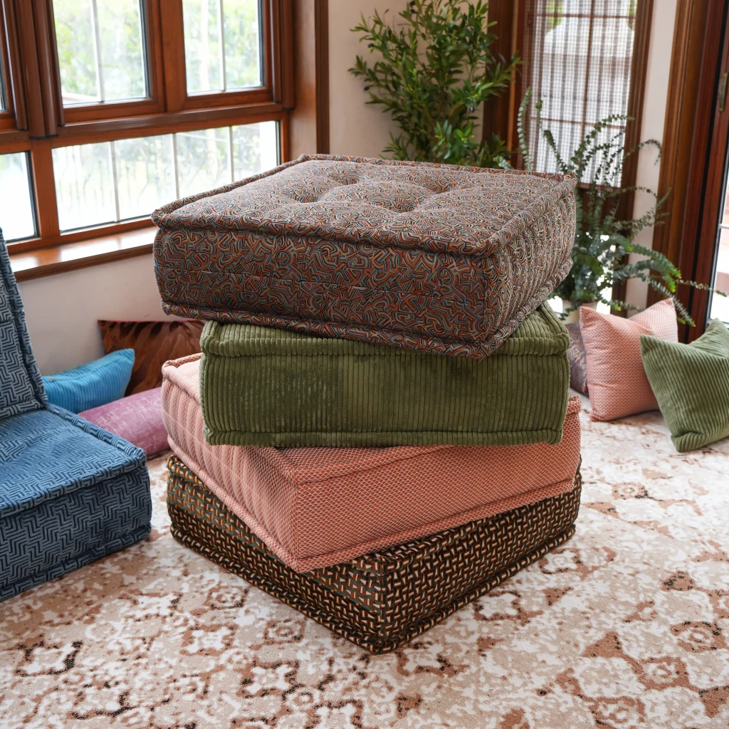 Colorful Sofa: Mat