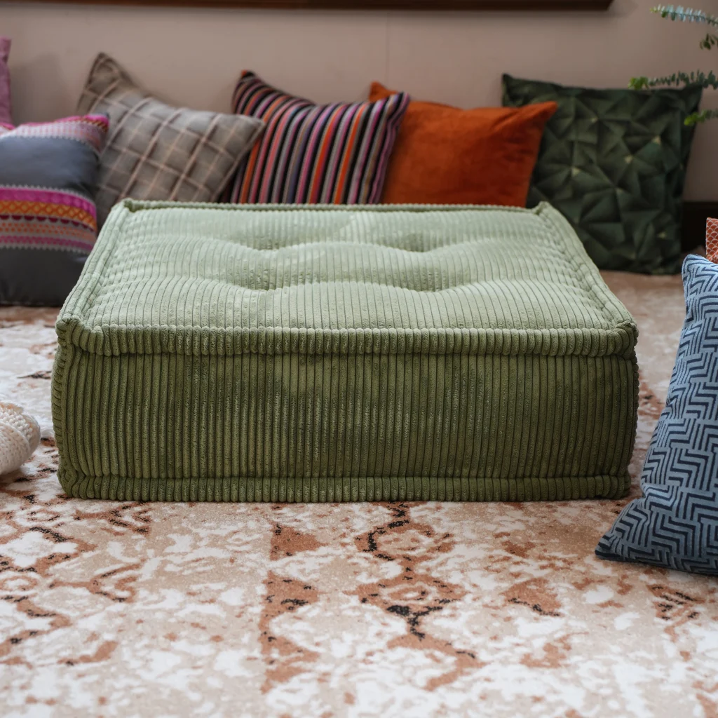 Colorful Sofa: Mat