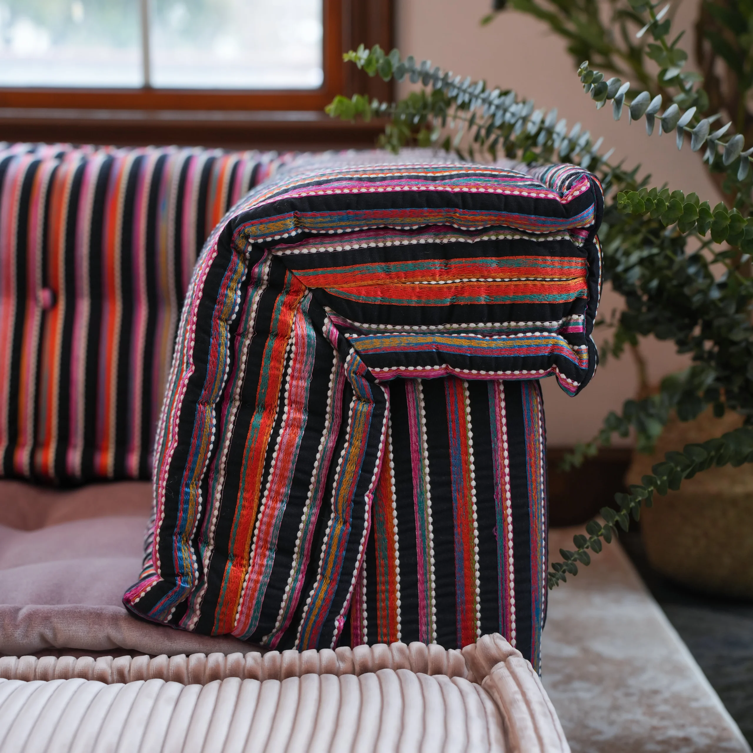 French Daybed Sofa: Kit - Image 15