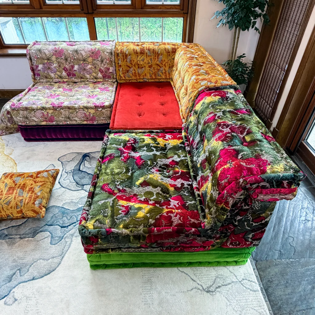 French Daybed Sofa: Leah 2