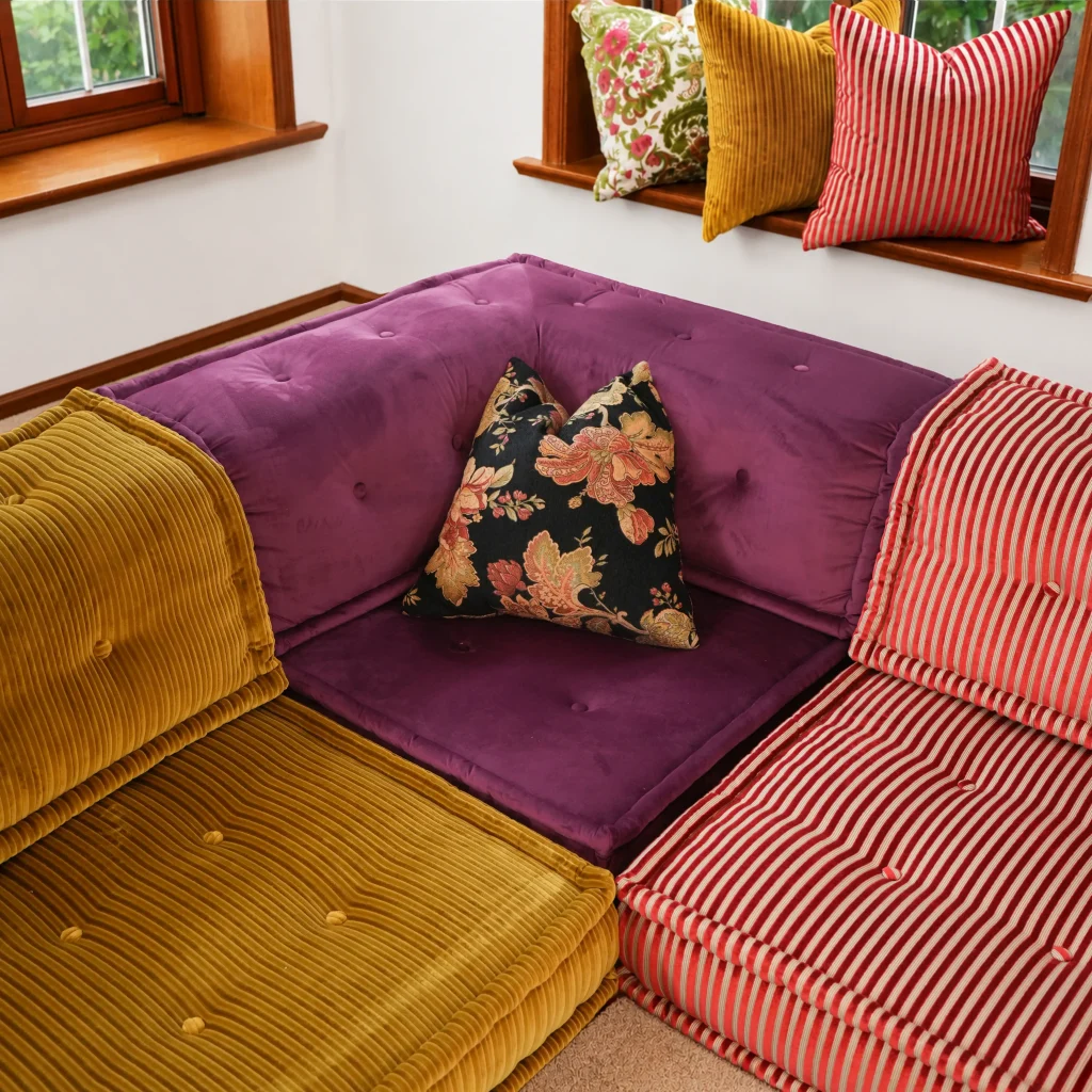 French Daybed Sofa : Ethan