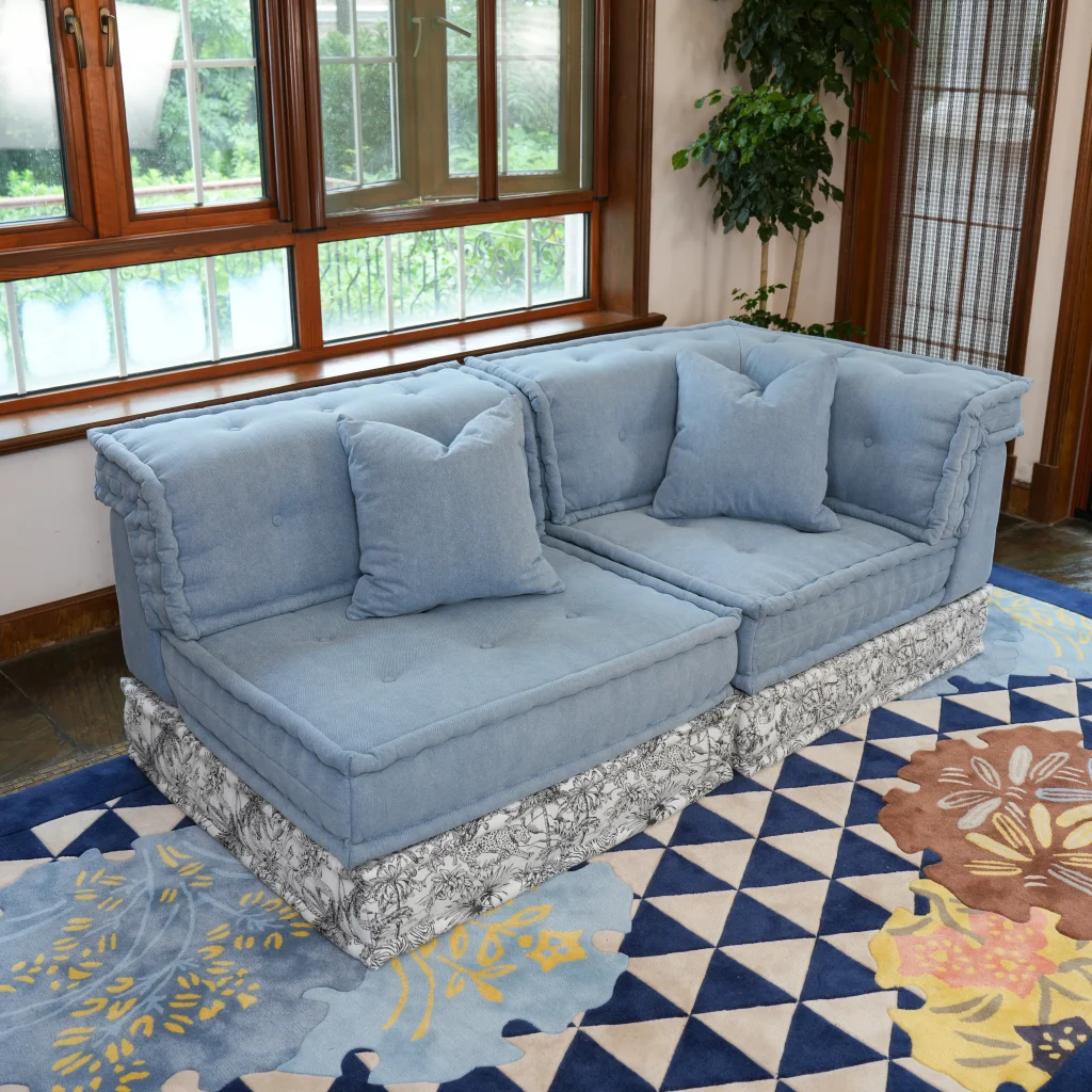 French Daybed Sofa : Shannon