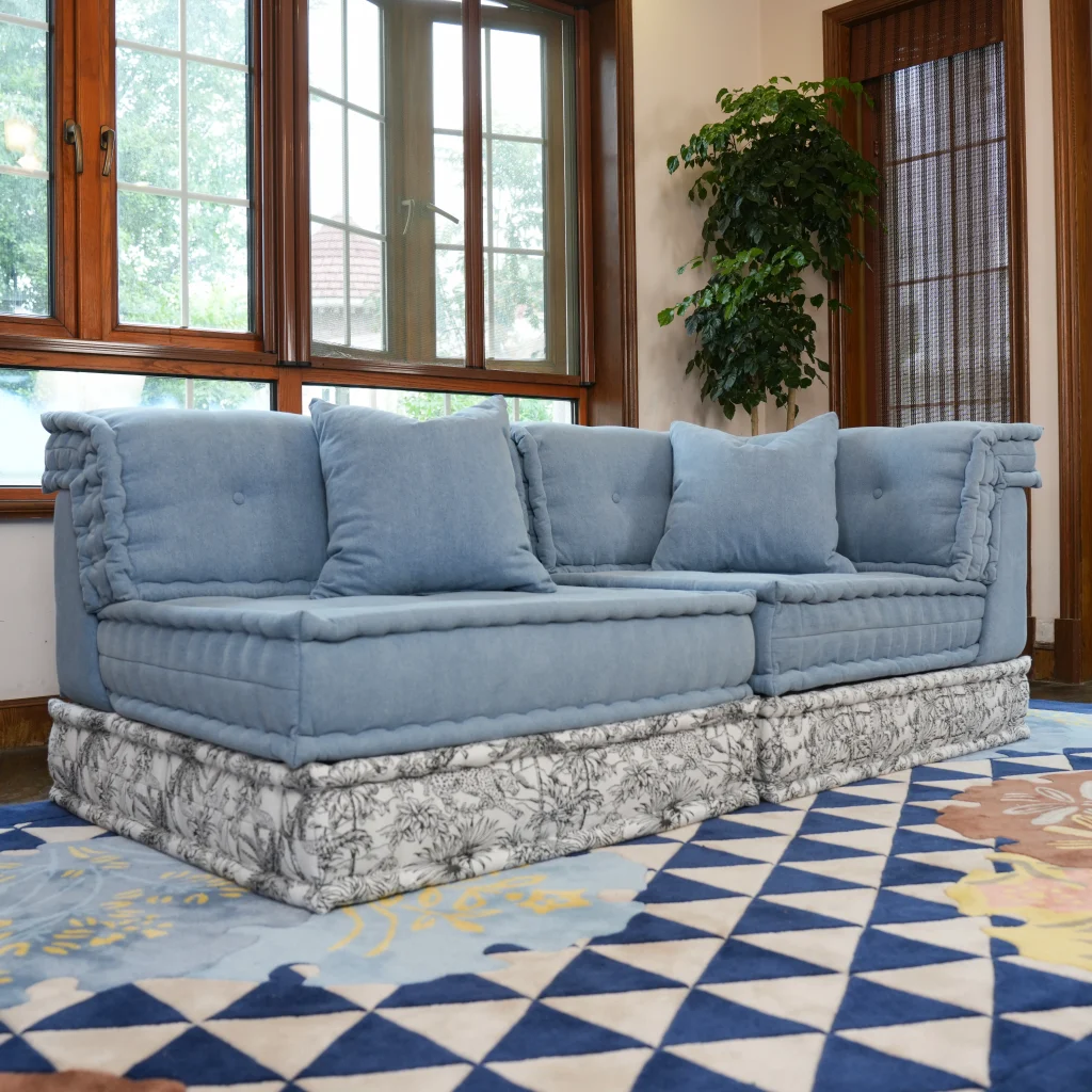 French Daybed Sofa : Shannon