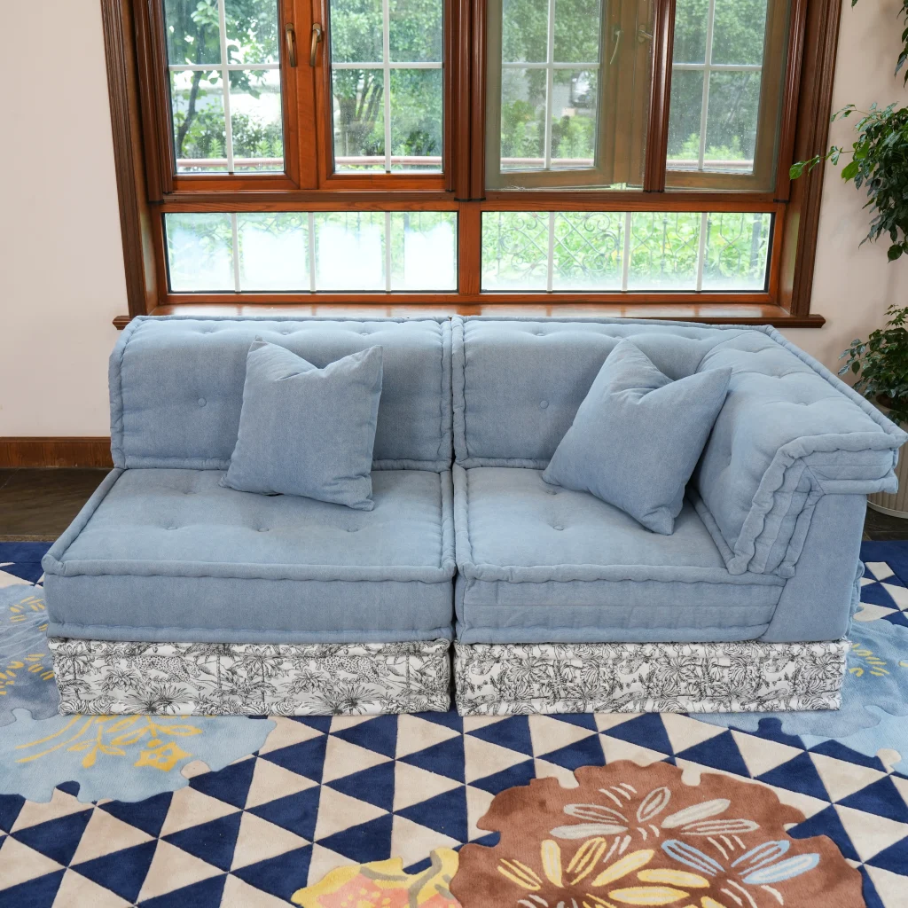 French Daybed Sofa : Shannon