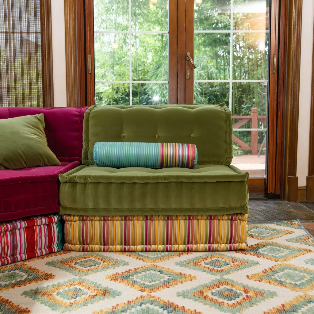 French Daybed Sofa : Emaan