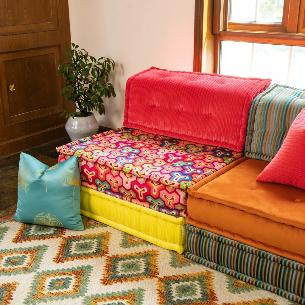 French Daybed Sofa : Margaret