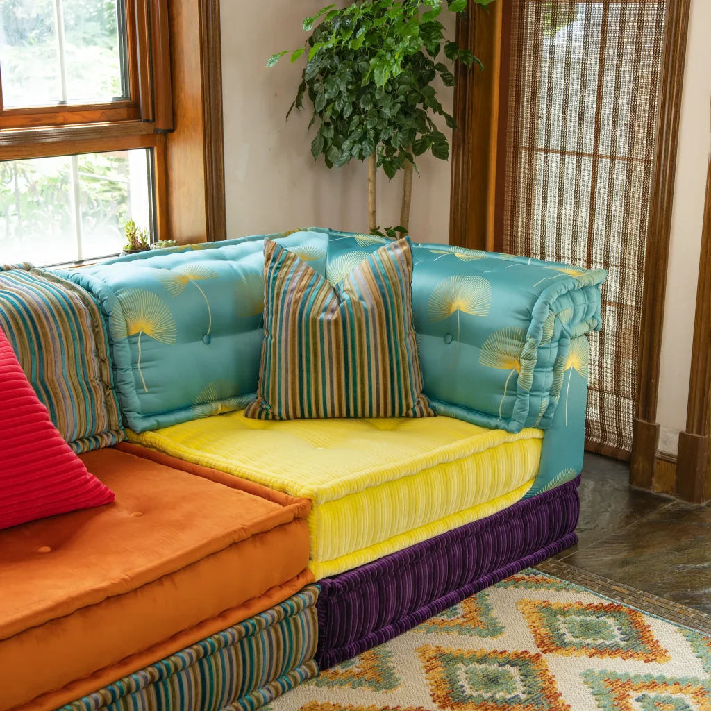 French Daybed Sofa : Margaret