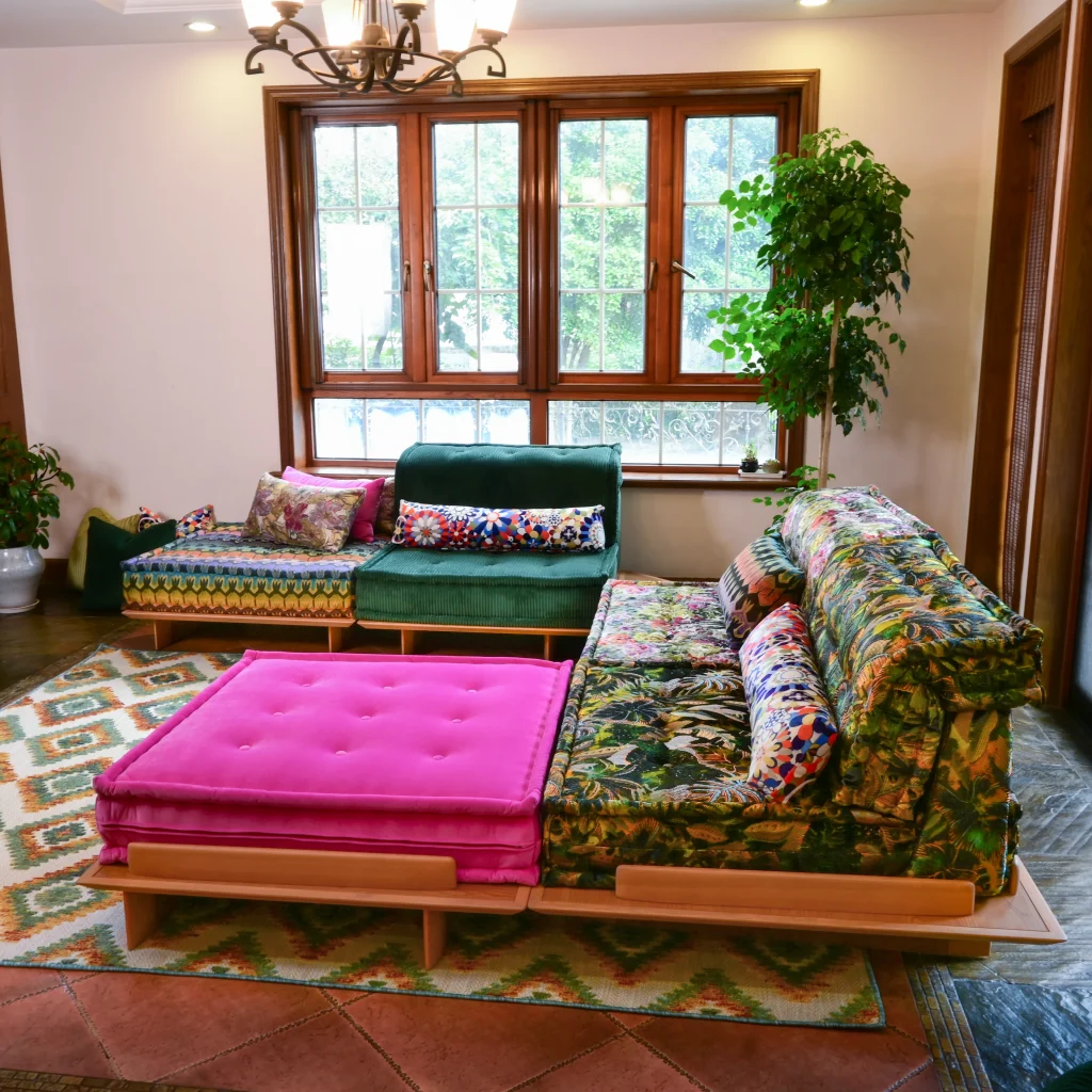 French Daybed Sofa : Sara