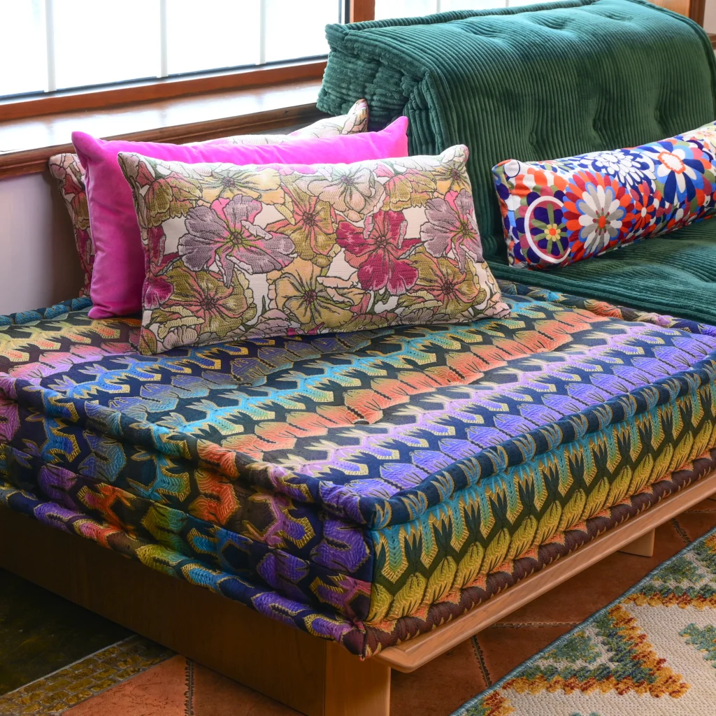 French Daybed Sofa : Sara