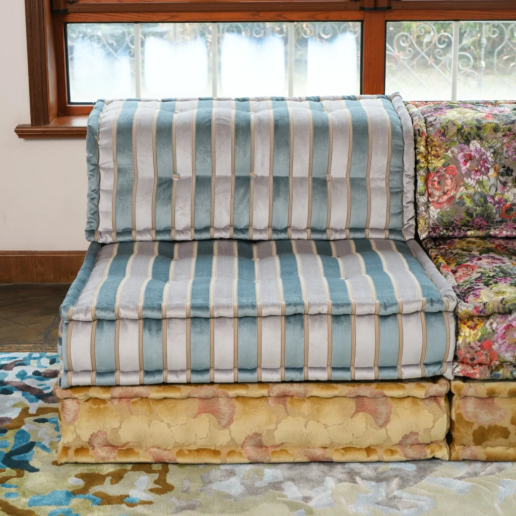 French Daybed Sofa : Sari
