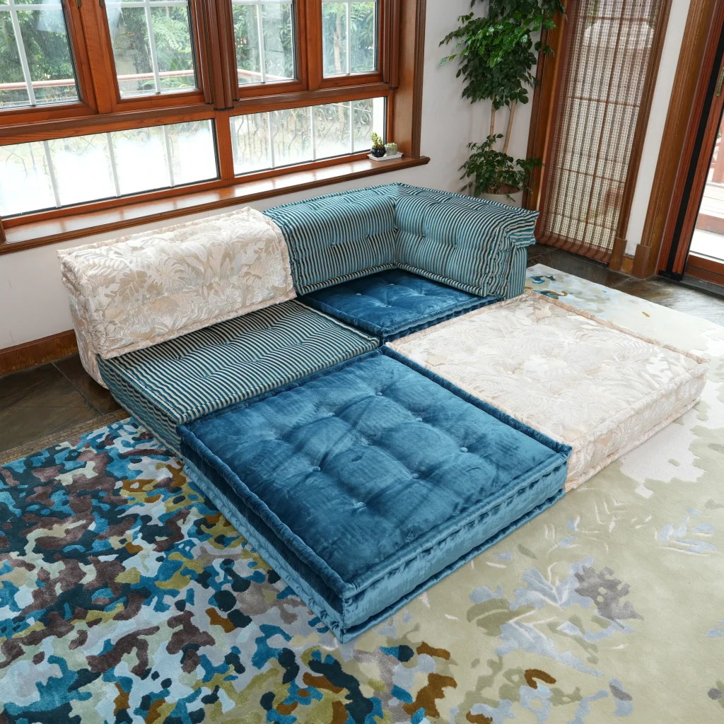 French Daybed Sofa : Sophie