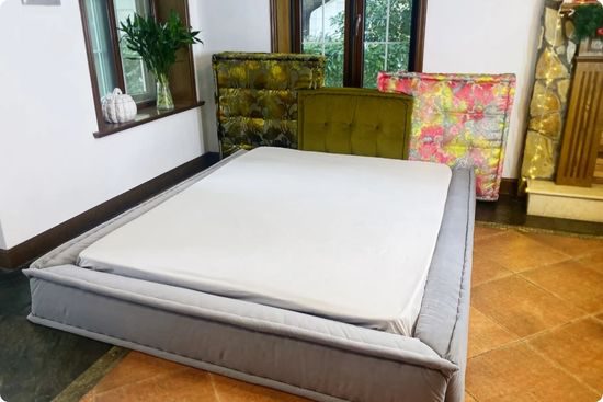 bedroom-bedframe